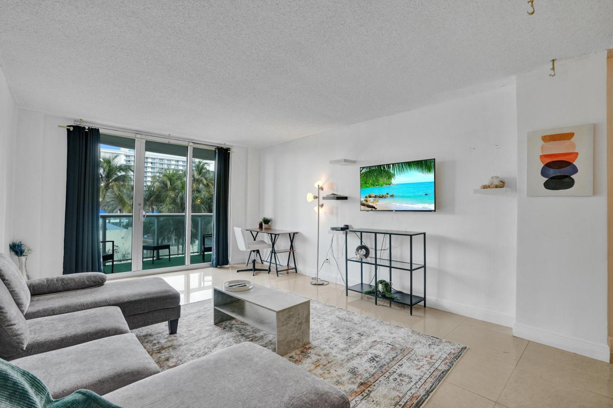 Ocean Reserve Luxury Condos Across From Sunny Isles Beach Miami Beach Eksteriør bilde
