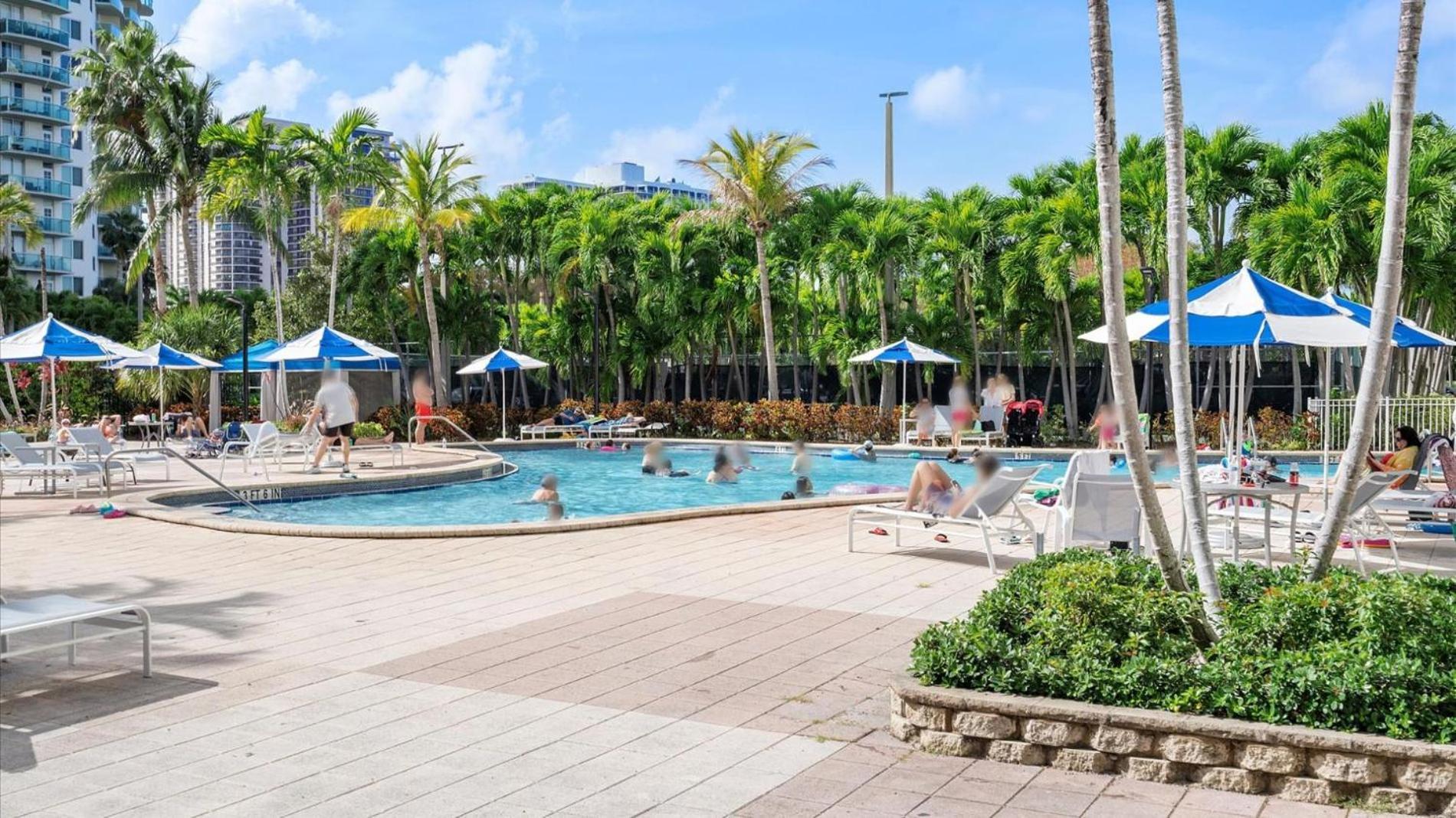 Ocean Reserve Luxury Condos Across From Sunny Isles Beach Miami Beach Eksteriør bilde