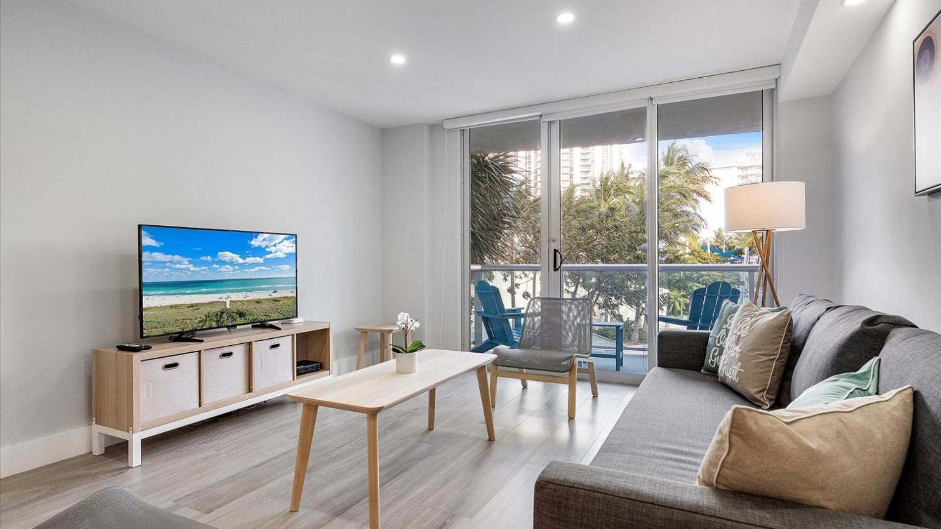 Ocean Reserve Luxury Condos Across From Sunny Isles Beach Miami Beach Eksteriør bilde